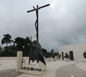 Fátima - Estátua do Papa João Paulo II Fátima - Estátua do Papa João Paulo II