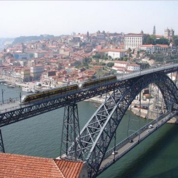 PORTUGAL – Porto – Ribeira e Pontes